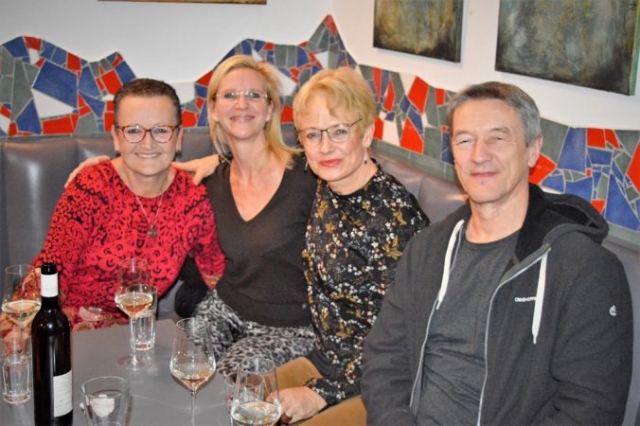Gudrun Tischler, artist, Künstler, wonderfulART, process painting of intuitive power, Struktur trifft Farbe, abstrakte experimentelle Malerei